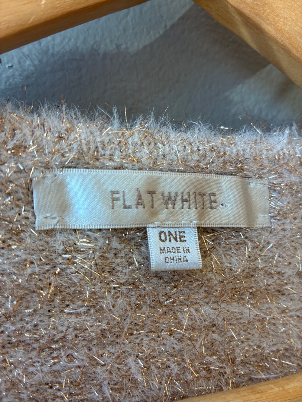 Flat White Anthropologie Cream Gold Tinsel Cozy V-Neck Tie-Front Sweater - Picture 4 of 7